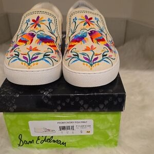 Sam Edelman Peony Ivory Fish Print Sneakers